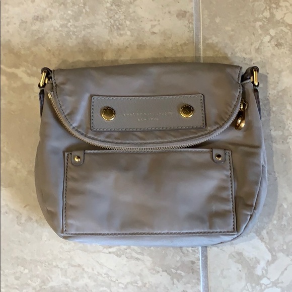 Marc By Marc Jacobs Handbags - Marc By Marc Jacobs Tan & Gold Crossbody